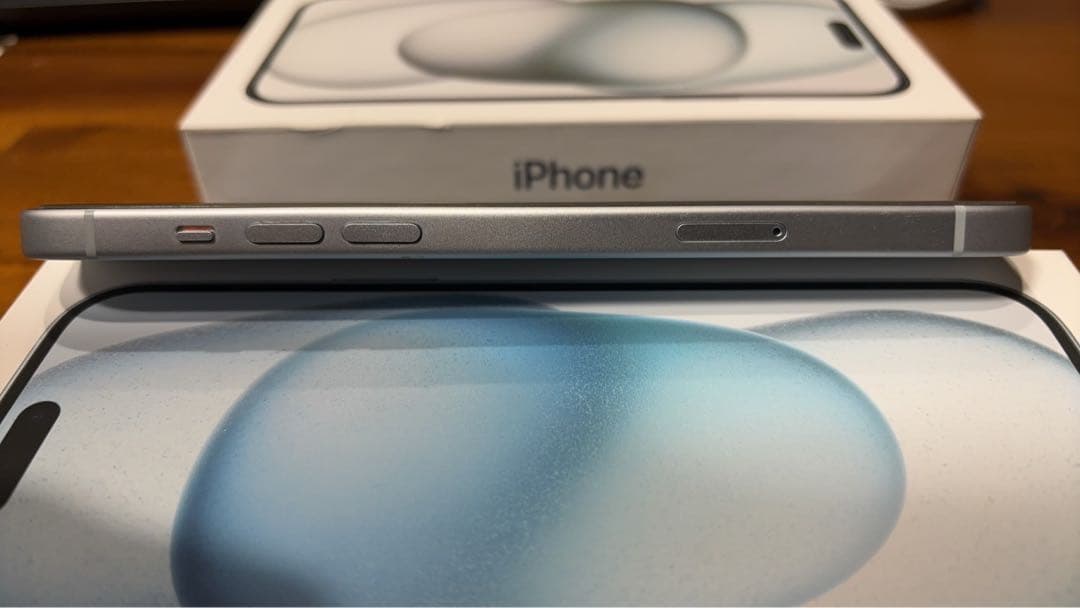 [美品]iPhone 15 Plus Blue 256GB