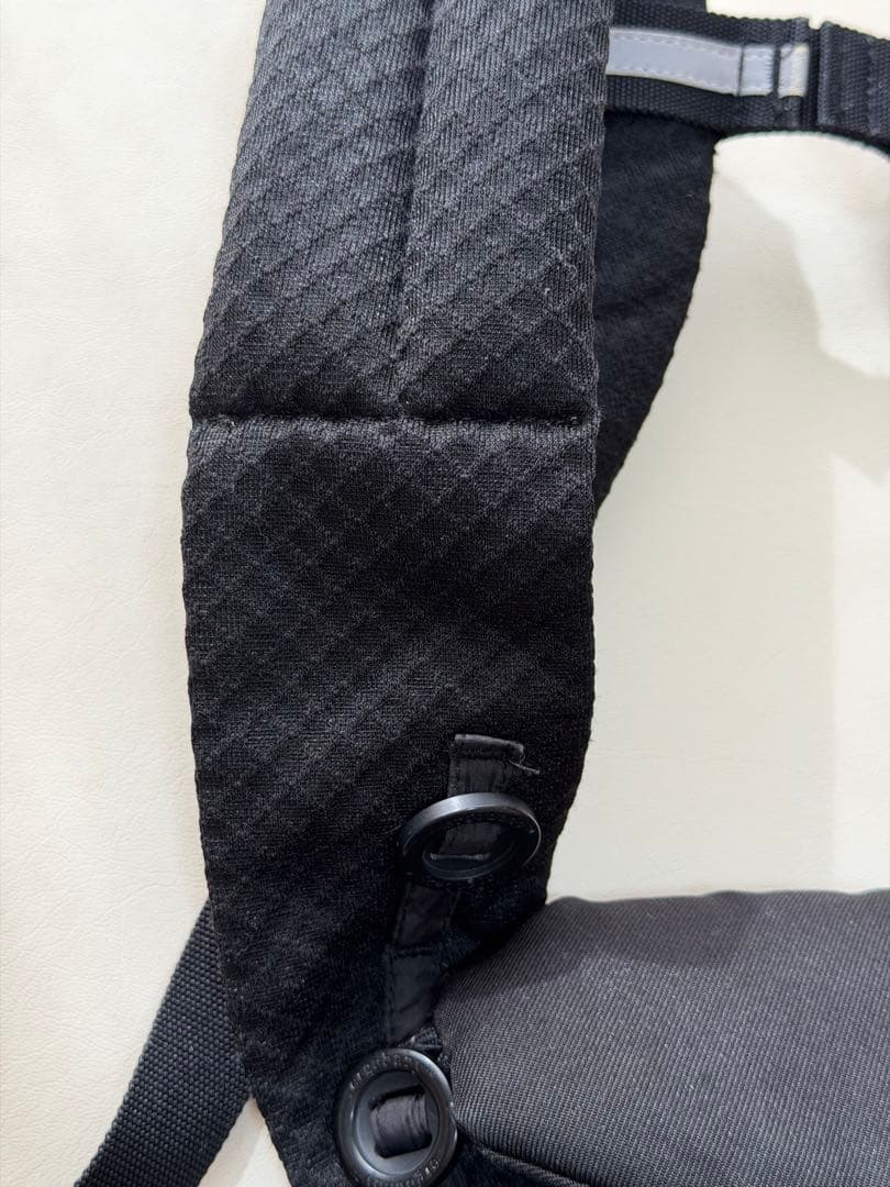 エルゴ　オムニブリーズ　オニキスブラック　抱っこ紐