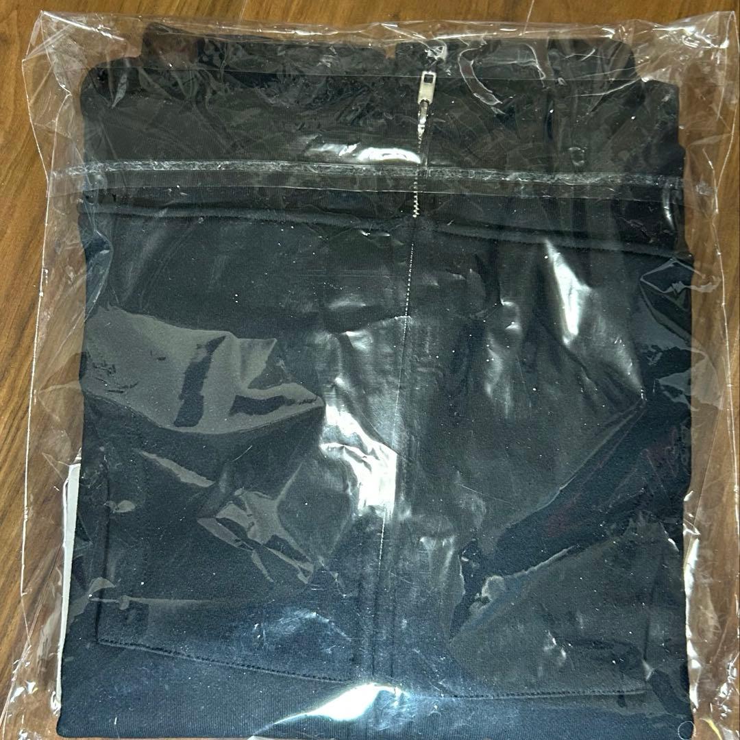 トップス NEW ZIP-UP HOODIE M