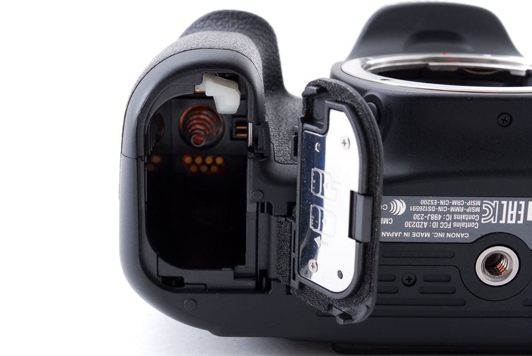 キャノン Canon EOS 80D デジタル一眼レフ カメラ ボディ