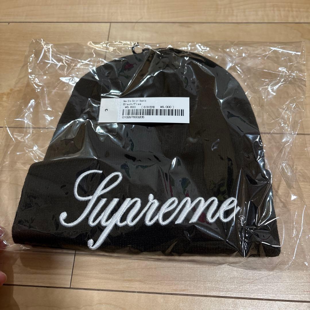 シュプリーム　New Era Script Beanie