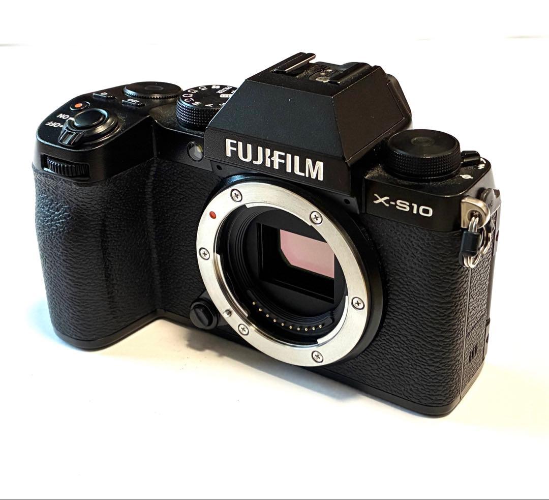 FUJIFILM X-S10 ミラーレス一眼 本体