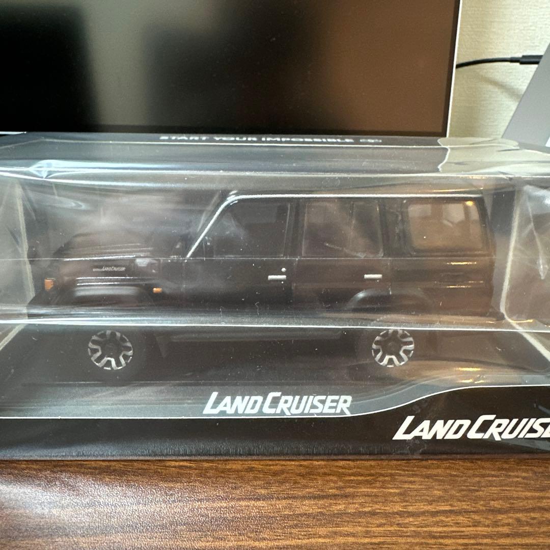 ランドクルーザー70 ランクル70 カラーサンプル ミニカー 黒 1/30