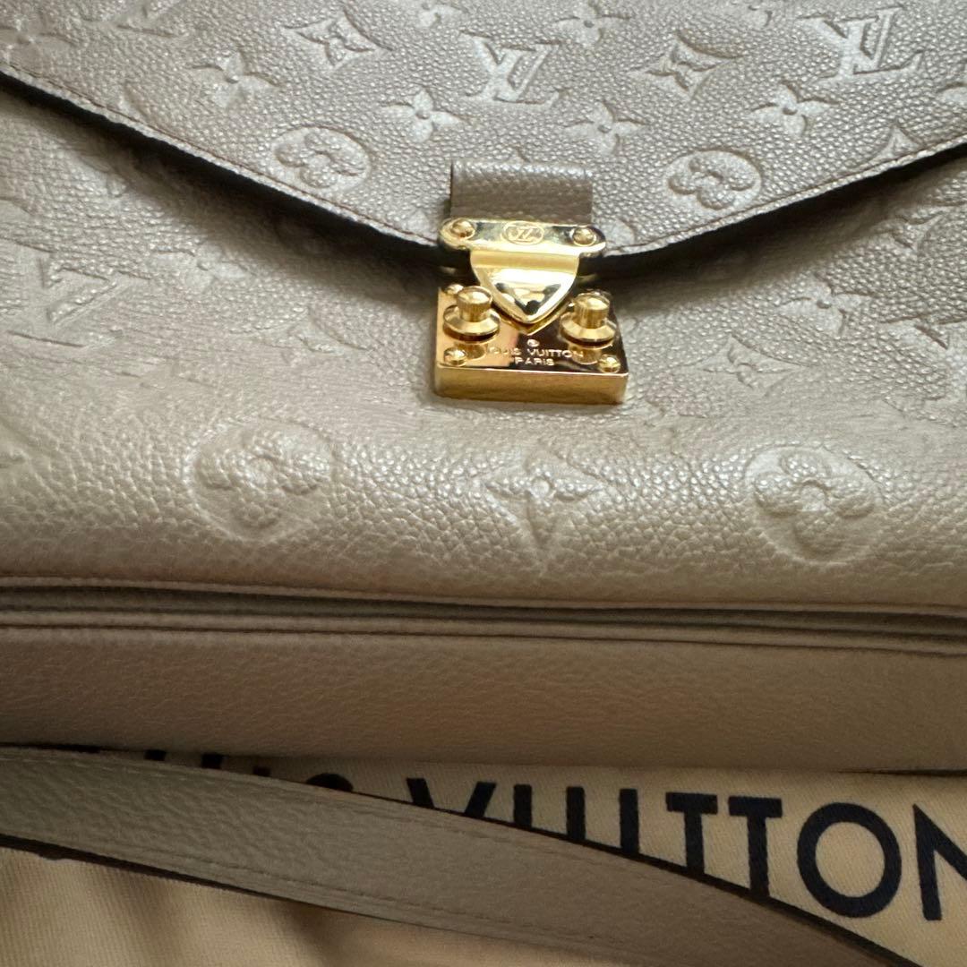 ちゃんはる ❁.。.様　　　　　ルイヴィトン ポシェットメティスMM