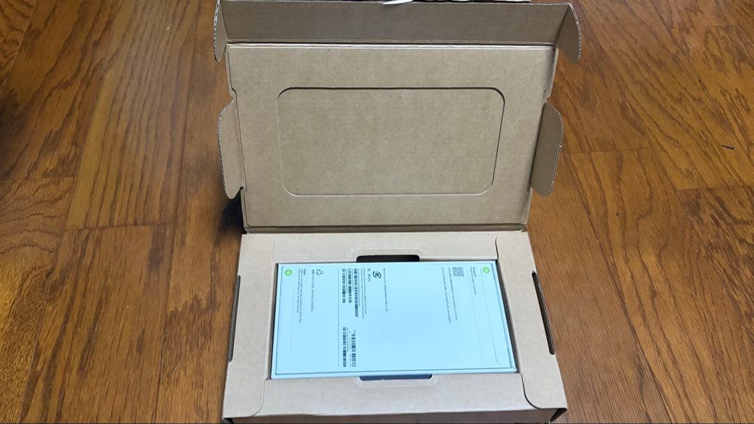 Apple iPhon17本体 ケース.ストラップほか付256GB ミストブルー