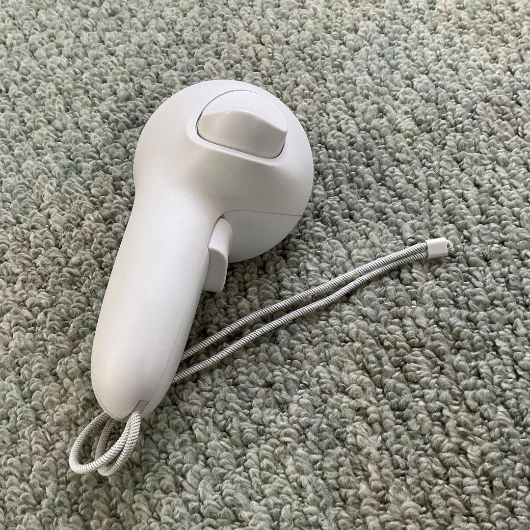 メタクエスト3右コントローラー