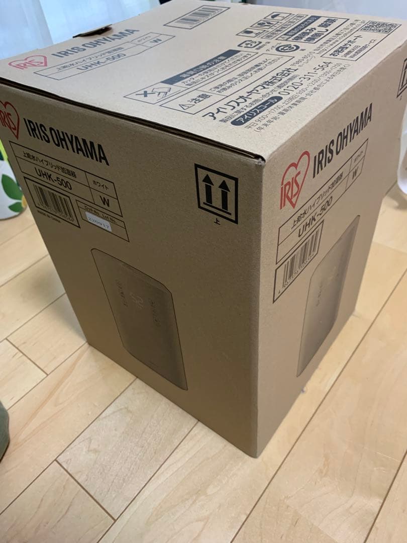 アイリスオーヤマ 未使用 上給水ハイブリッド加湿器 UHK-500-Wホワイト