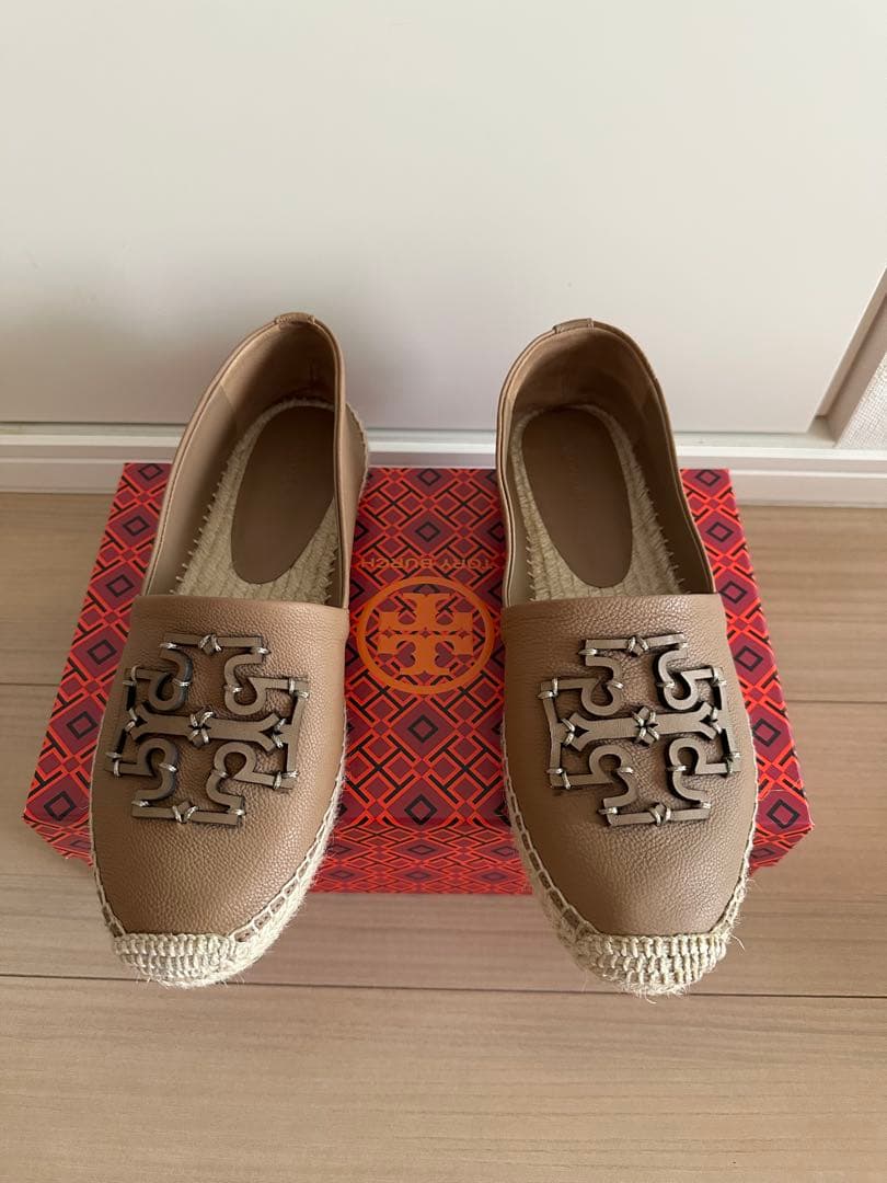 Tory Burch ベージュ エスパドリーユ