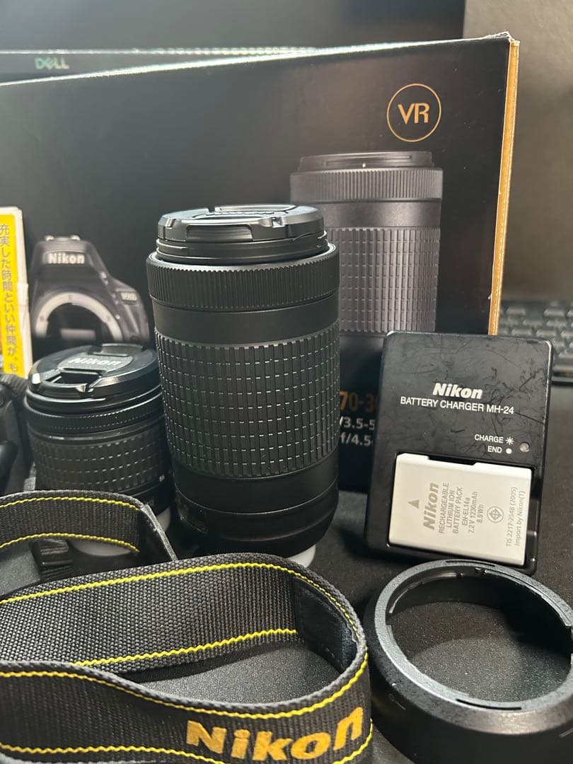 Nikon D5600 18-55mmレンズ＆70-300mmレンズセット