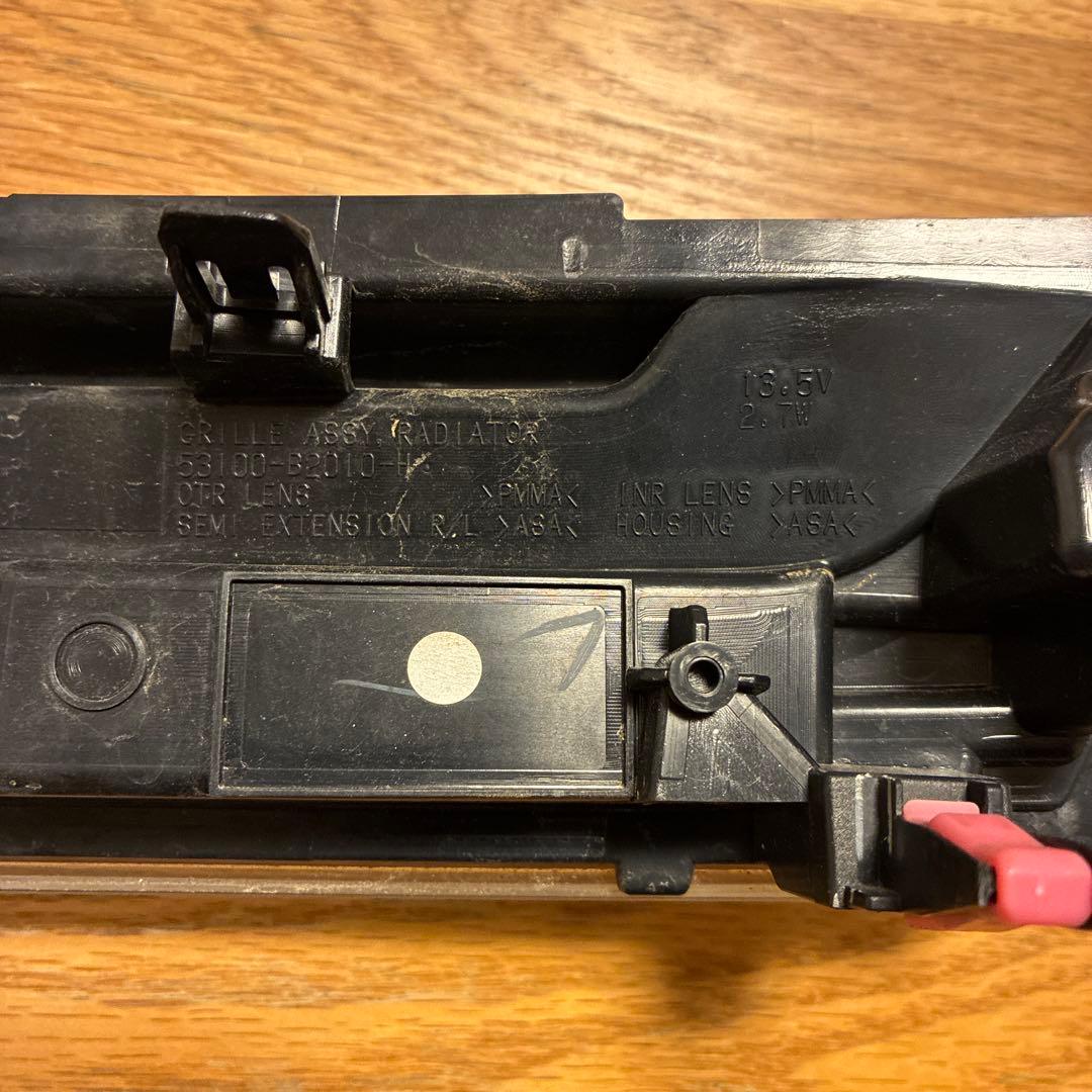 エ*カ様 タントカスタム　フロントグリル　最終値下価格　送料込