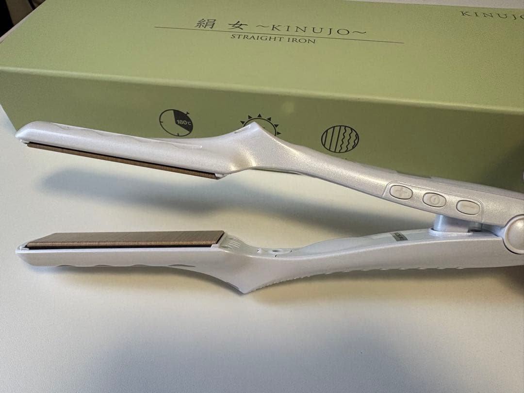 KINUJO 絹女 ストレートアイロン LM-125
