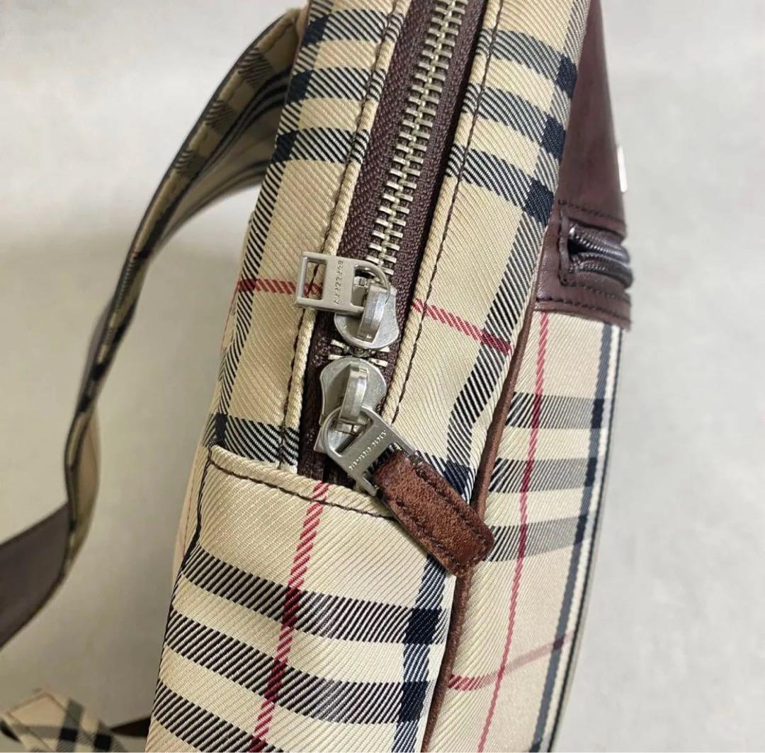 希少！！！バーバリーボディーバック！