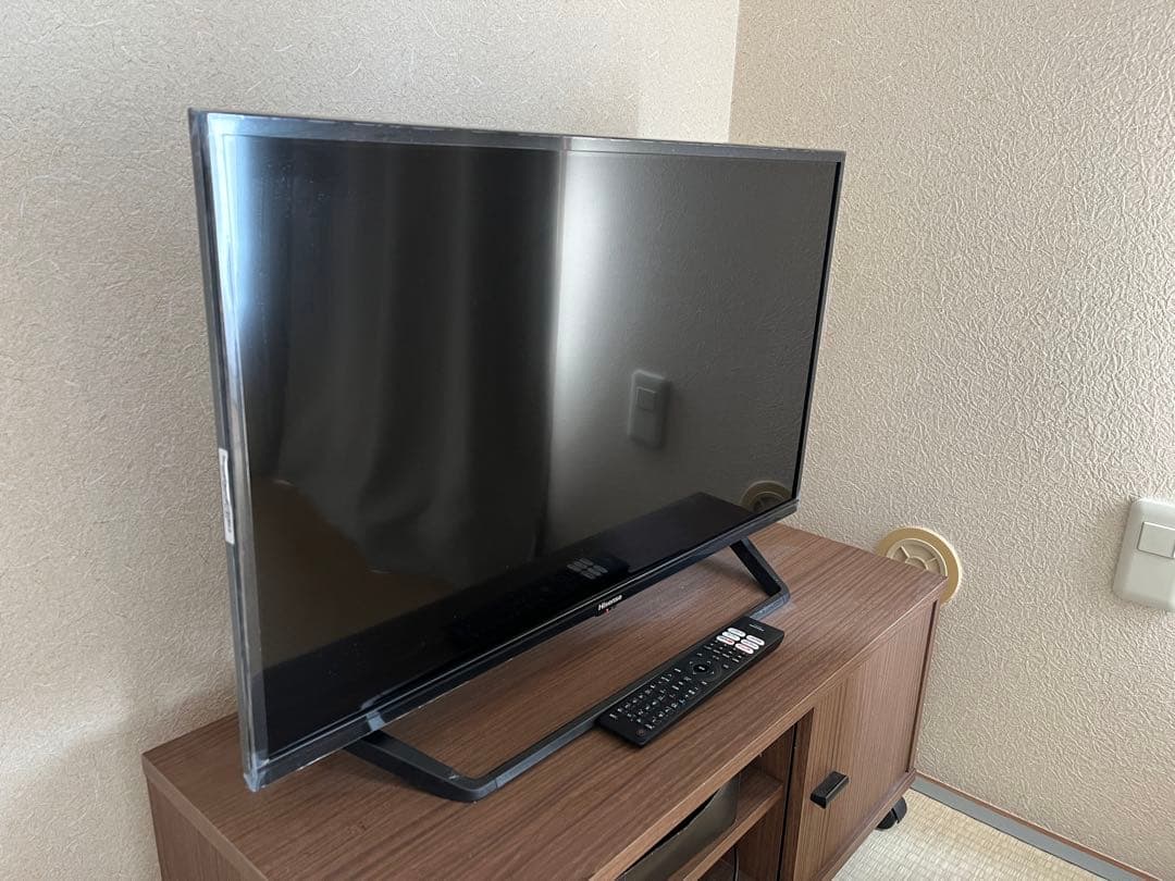 Hisenseハイセンス32インチスマートテレビ32BK2 アンテナケーブル付