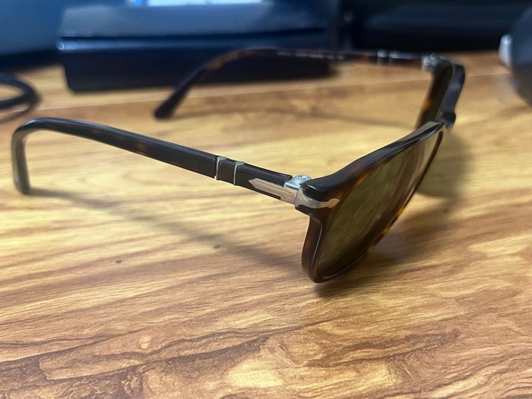 ペルソール サングラス