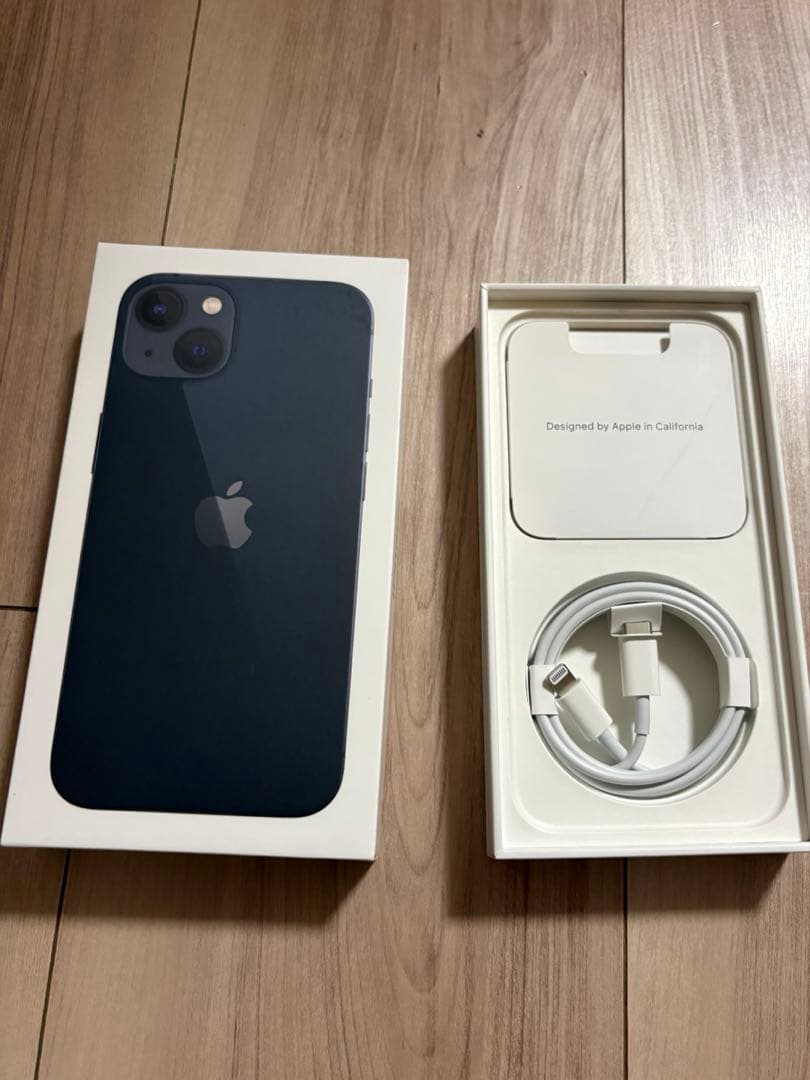 Apple iPhone 13 ミッドナイト 128ギガバイト 電池容量87%