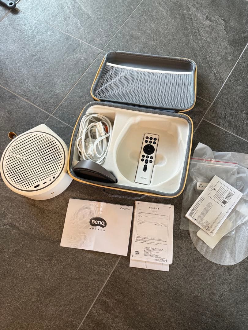 【美品】BenQ GV30 プロジェクター