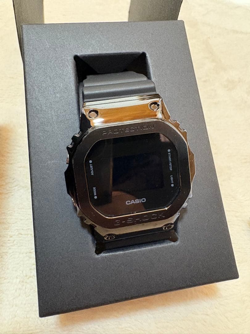 CASIO G-SHOCK「GM-5600UB-1JF」