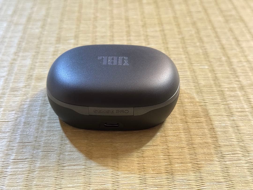 JBL Sense Pro ブラック
