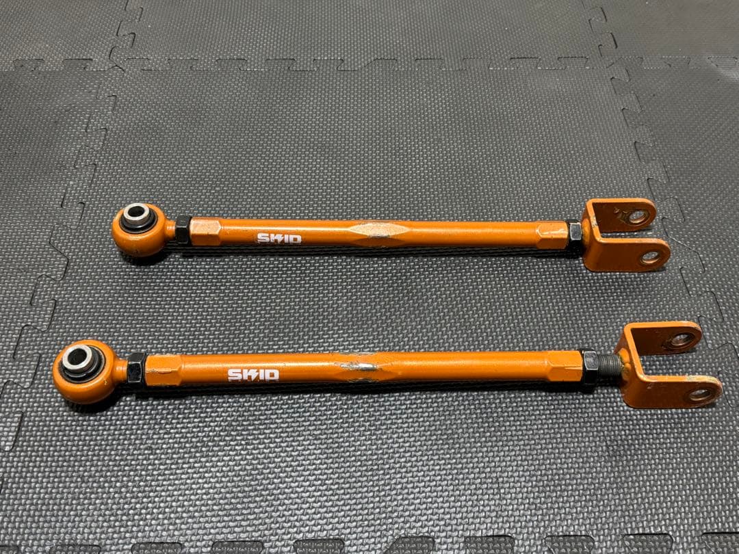 Y51 KY51 V37 リア ロアアーム 調整式 ピロ スキッドレーシング