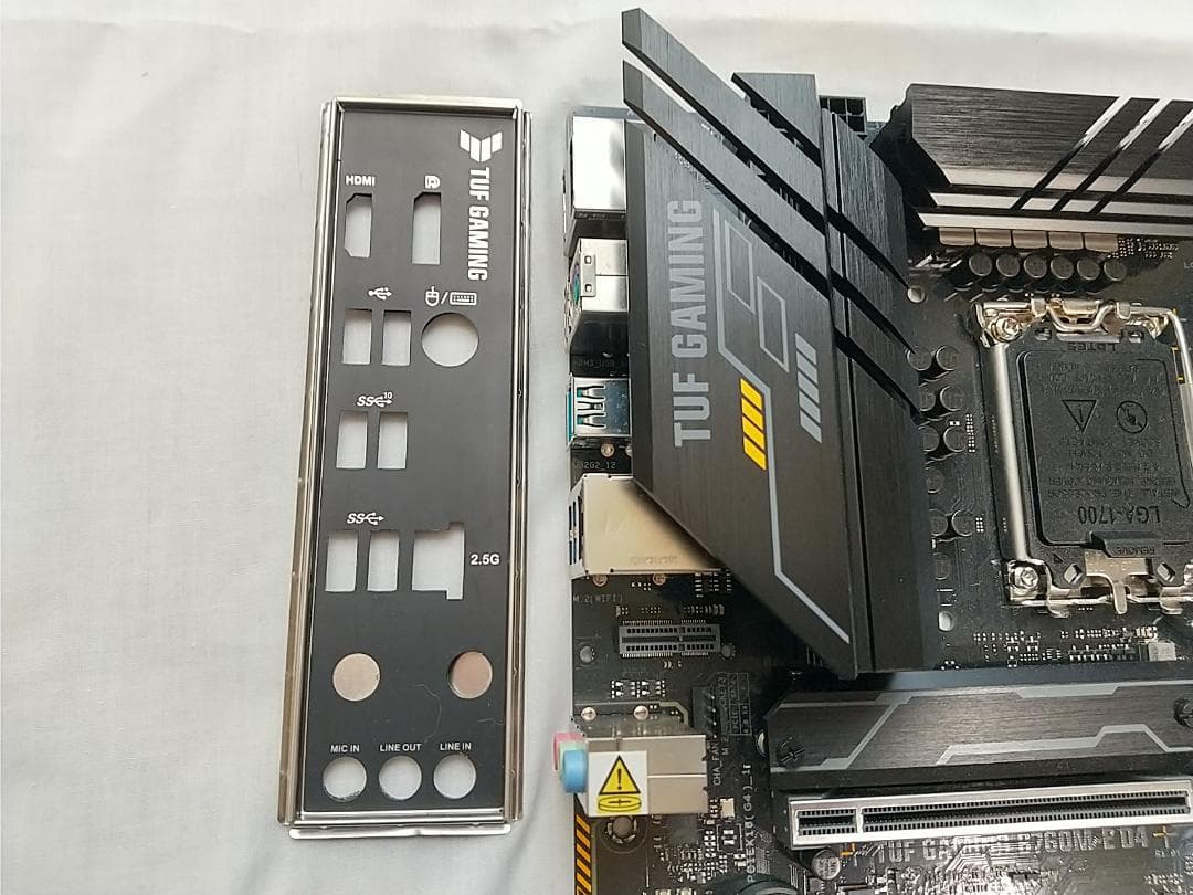 ASUS TUF Gaming B760M-E D4 マザーボード DDR4対応