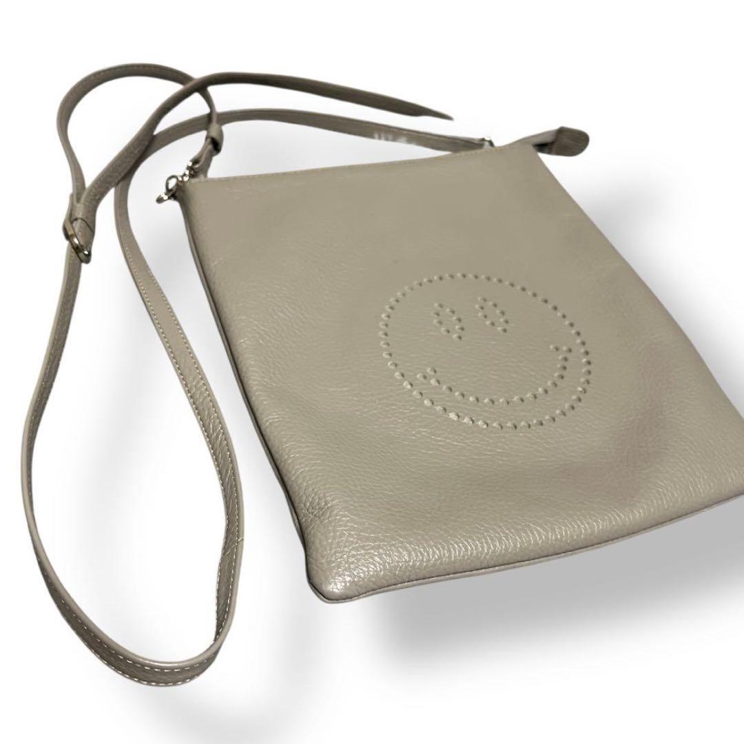 【美品】サロンドアルファード スマイルプチポシェット 本革 ショルダー