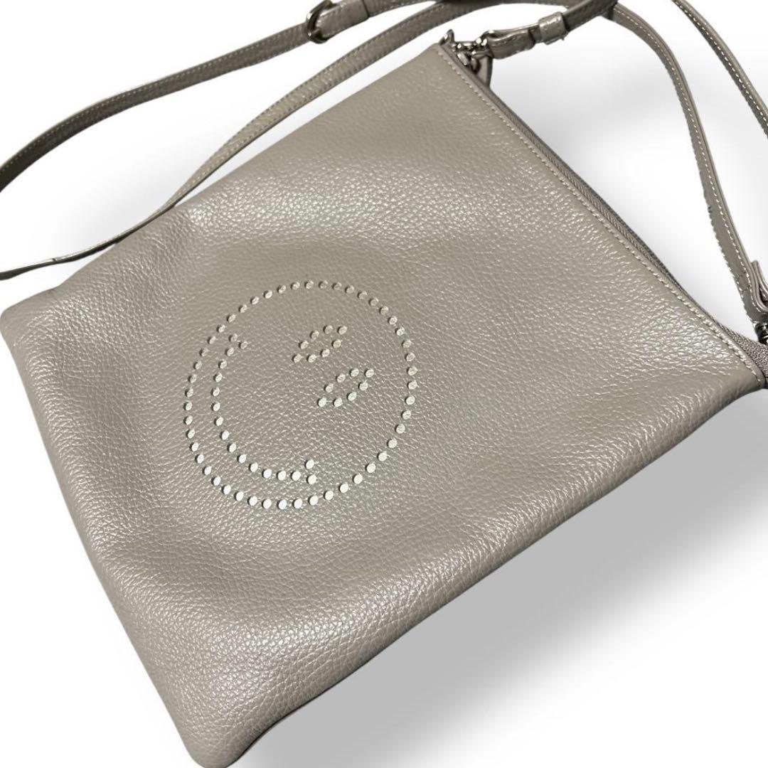 【美品】サロンドアルファード スマイルプチポシェット 本革 ショルダー