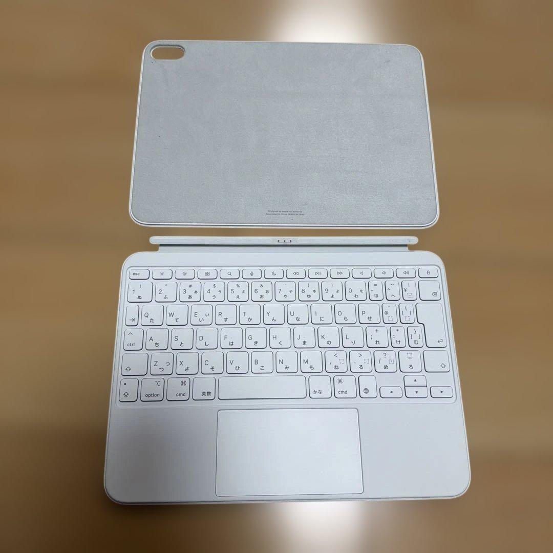 IPad キーボード付きケース　マグネット式