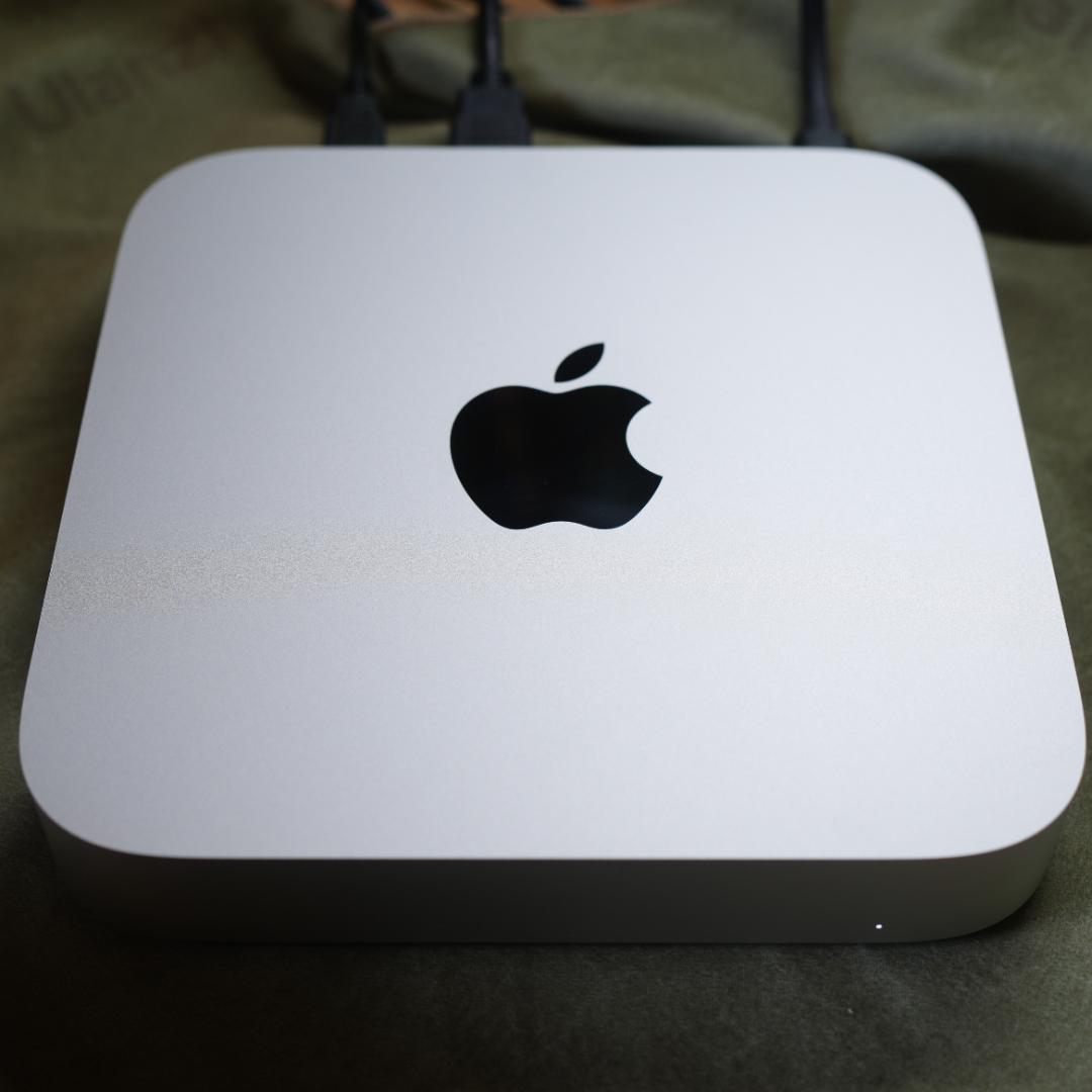 Mac mini(M1, 2020,16GB) Magic Trackpad付き