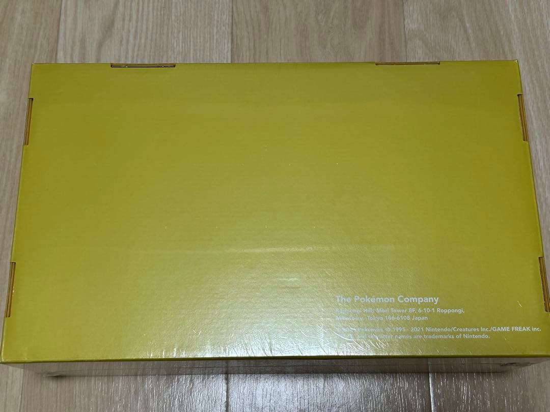 新品未開封 『25周年 ゴールデンボックス』ポケモンカードゲーム　台湾