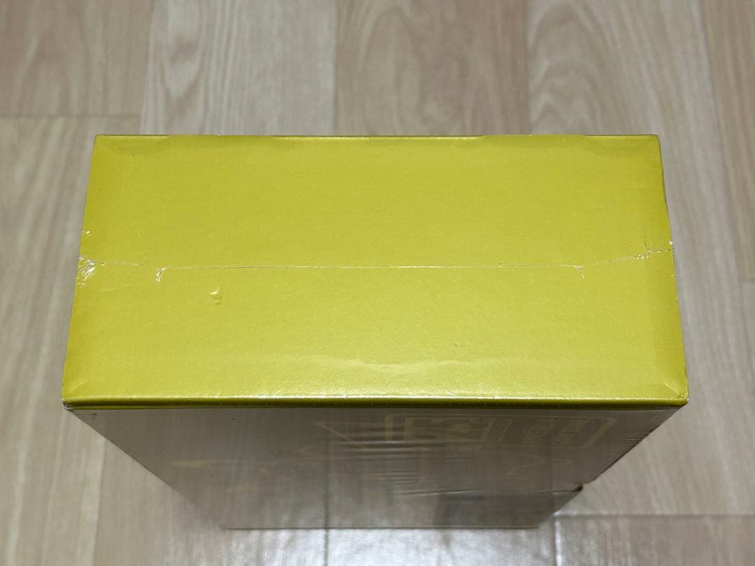 新品未開封 『25周年 ゴールデンボックス』ポケモンカードゲーム　台湾