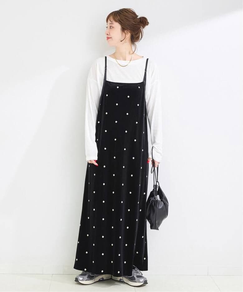 Ｂ.C STOCK ベロアフラワー刺繍ワンピース