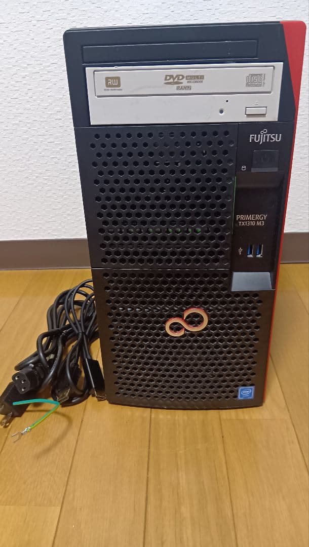 富士通　サーバー　PRIMERGY　TX1310 M3 Windows11