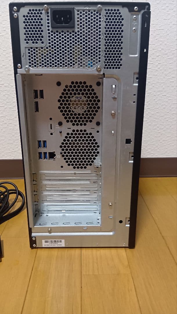 富士通　サーバー　PRIMERGY　TX1310 M3 Windows11