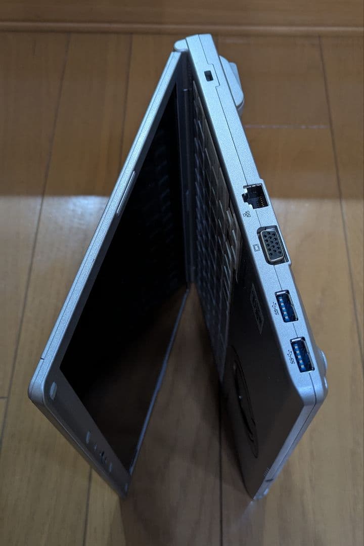 パナソニック レッツノート SV9　Core i5 10310U　メモリ16GB