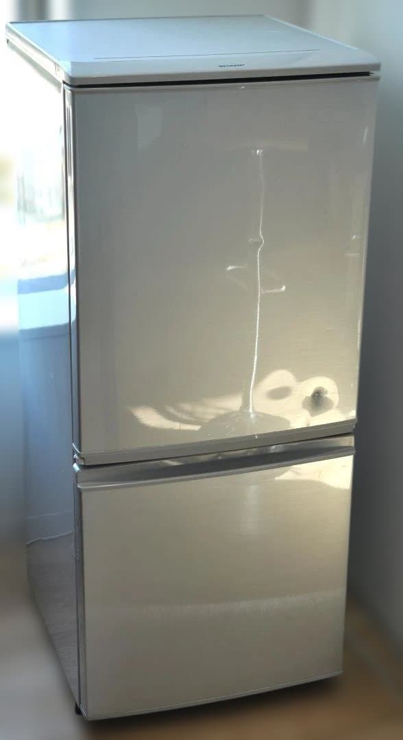 SHARP ノンフロン冷凍冷蔵庫 2016年製 137L TA2020