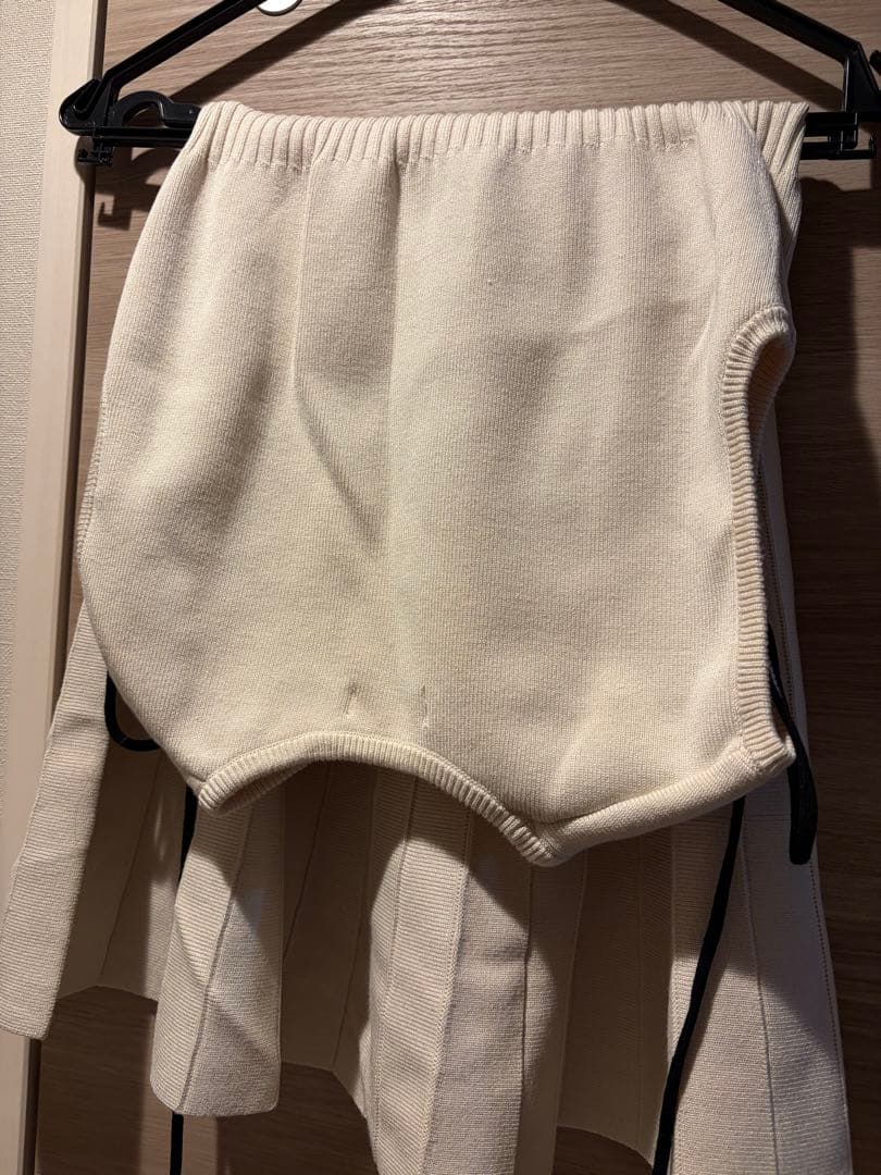 ウエストオープンストリングニットミニワンピース