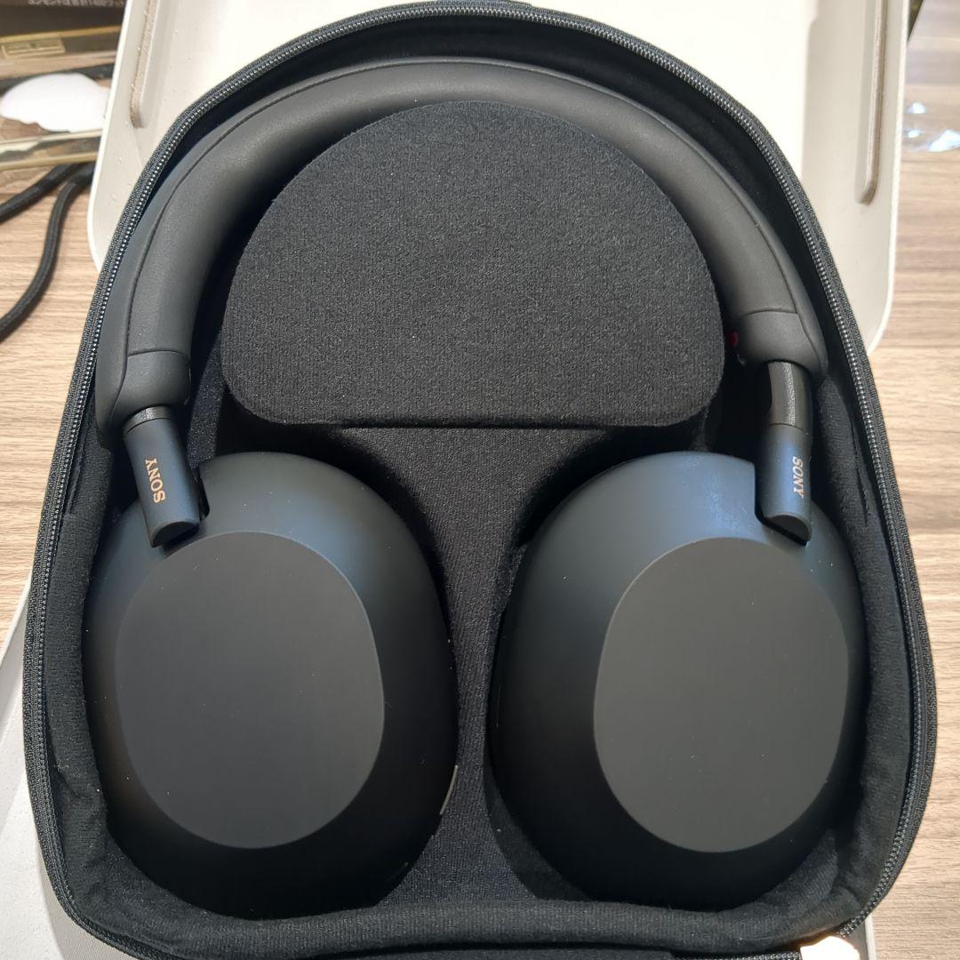 sony wh-1000xm5 ソニー　ヘッドホン