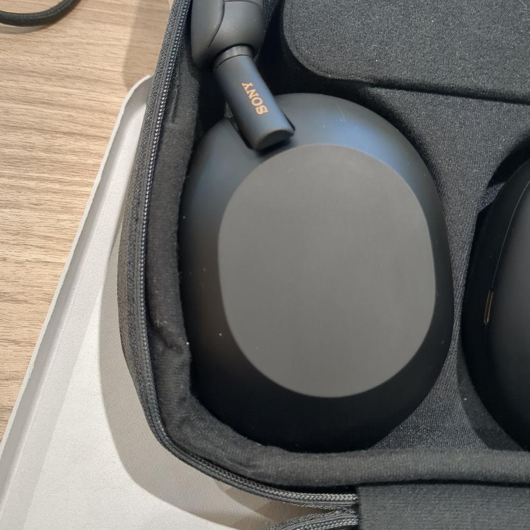 sony wh-1000xm5 ソニー　ヘッドホン