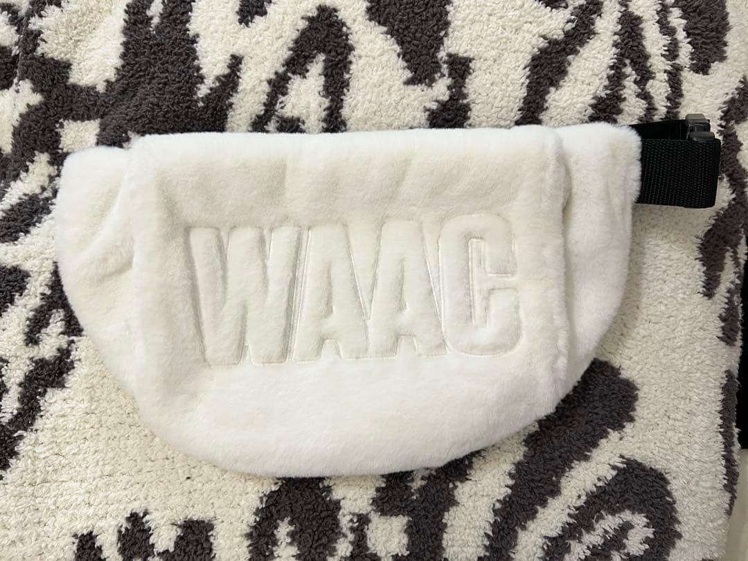 WAAC FUR アームウォーマーウエストポーチ