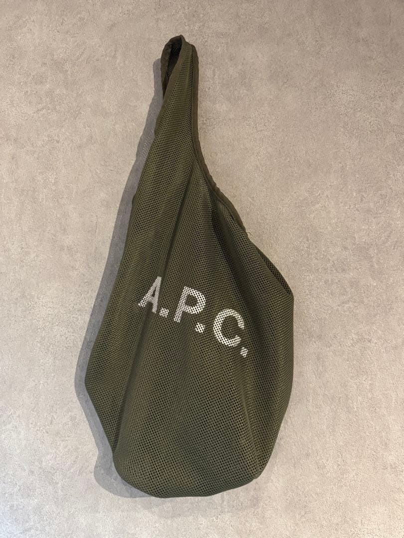 APC アーペーセー　メッシュバッグ トートバッグ オリーブ