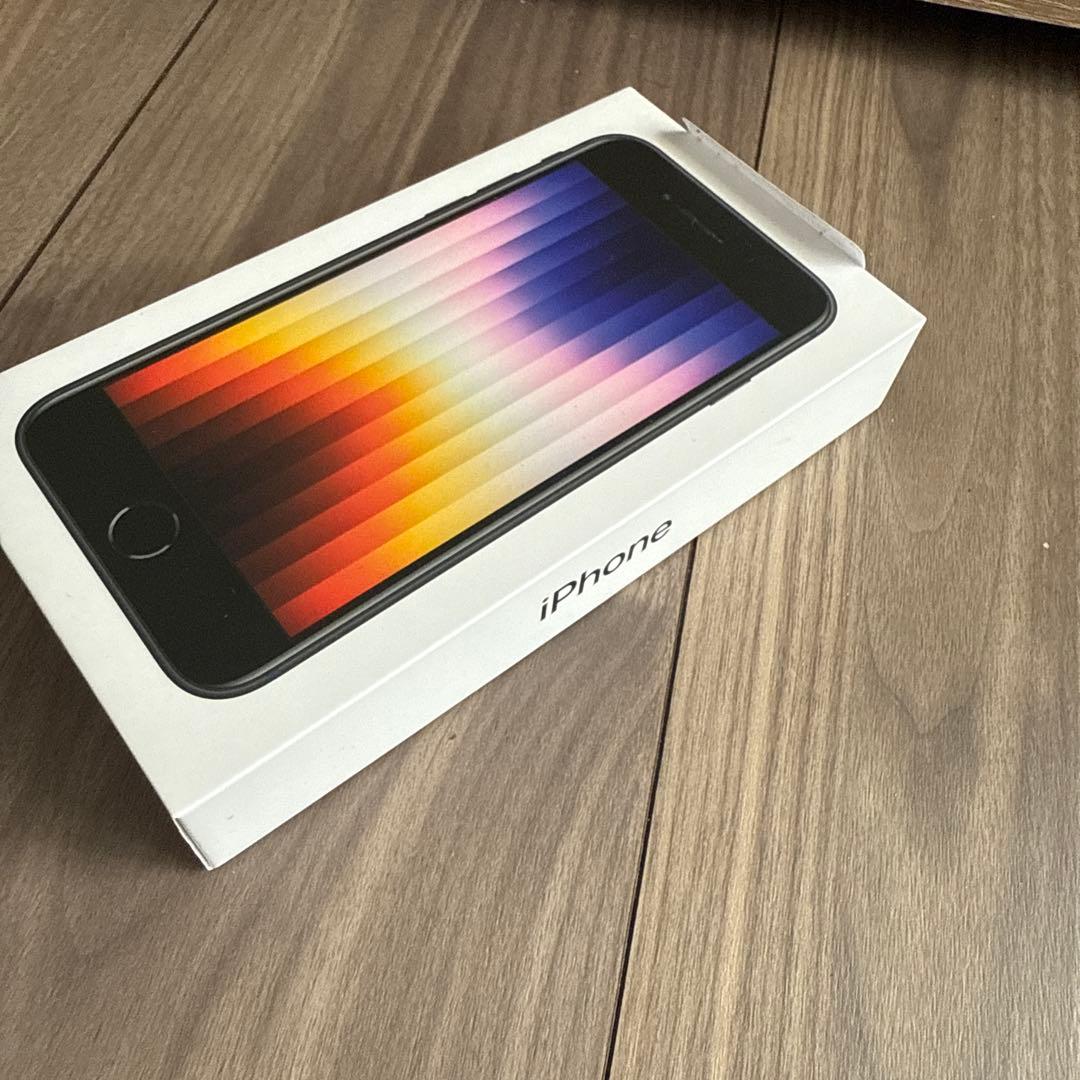iPhone SE 第3世代　64G ブラック