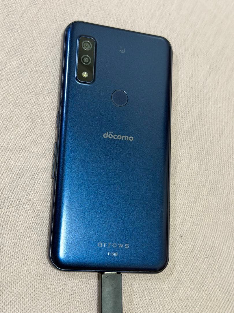 【美品】F-51B 本体 SIMフリー