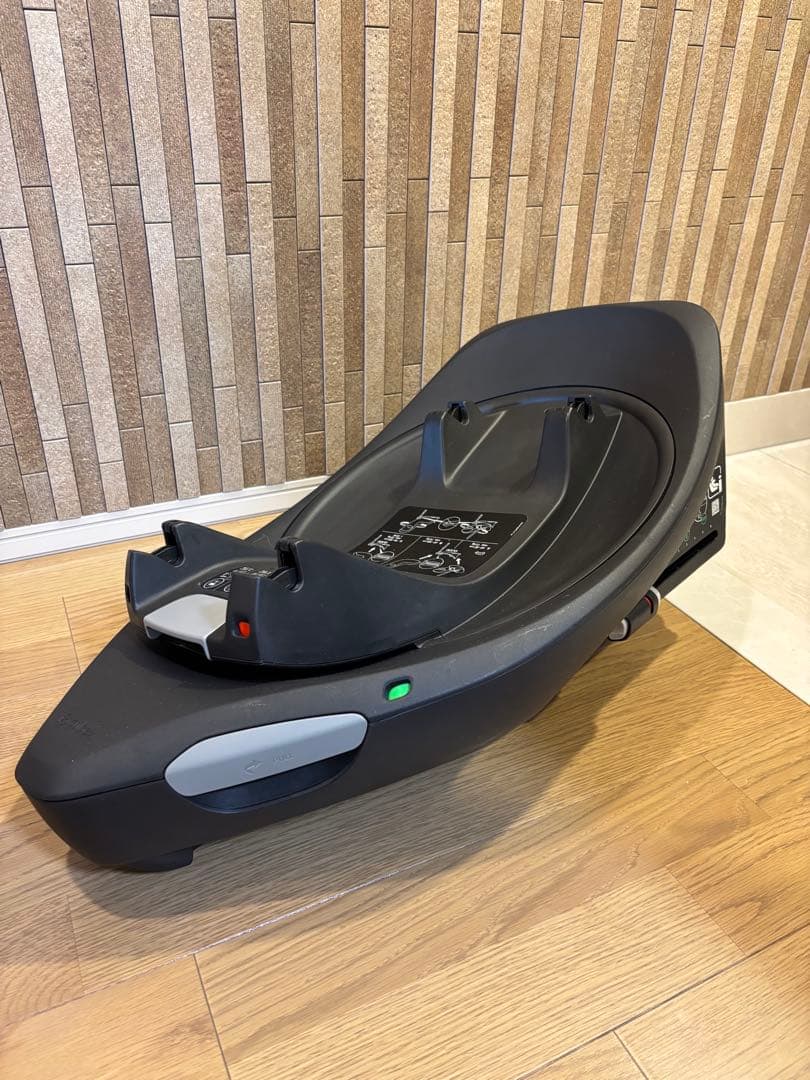 Cybex チャイルドシートベース　BASE G