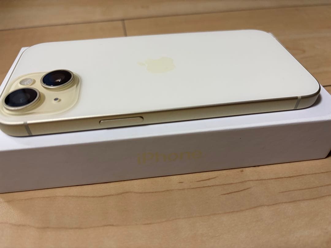 Apple iPhone15 128GB イエロー 本体