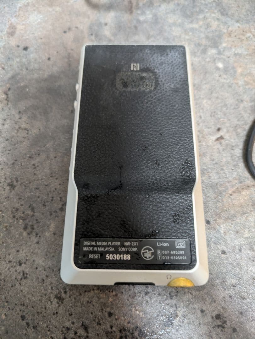 SONY NW-ZX1 ウォークマン128GB　SONY WMC-NWH10