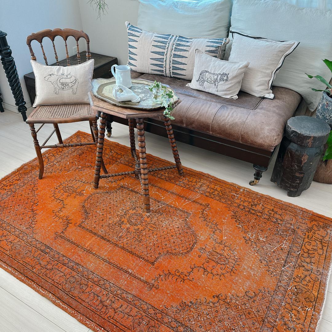 トルコヴィンテージラグ A75 オレンジ オーバーダイラグ