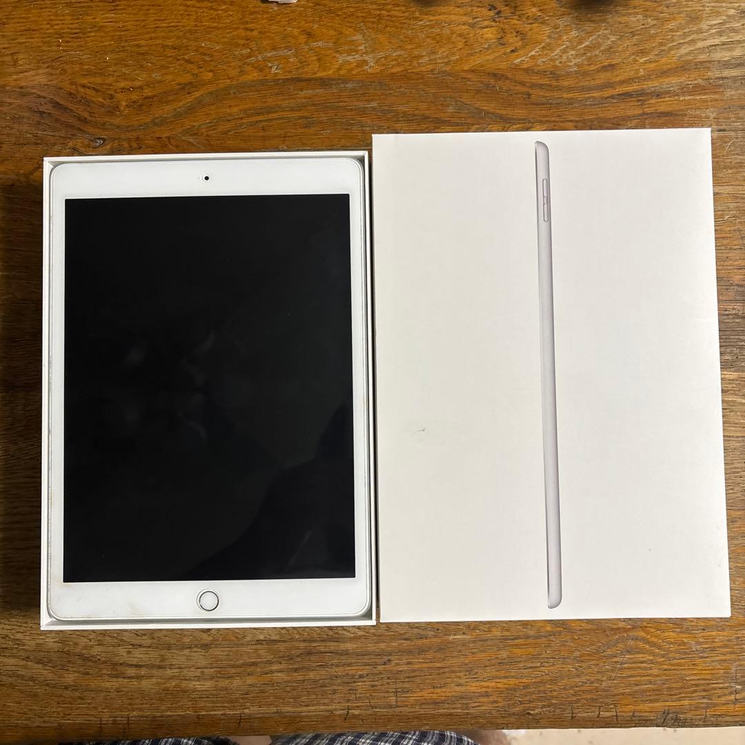 iPad 第7世代　32G Wifi