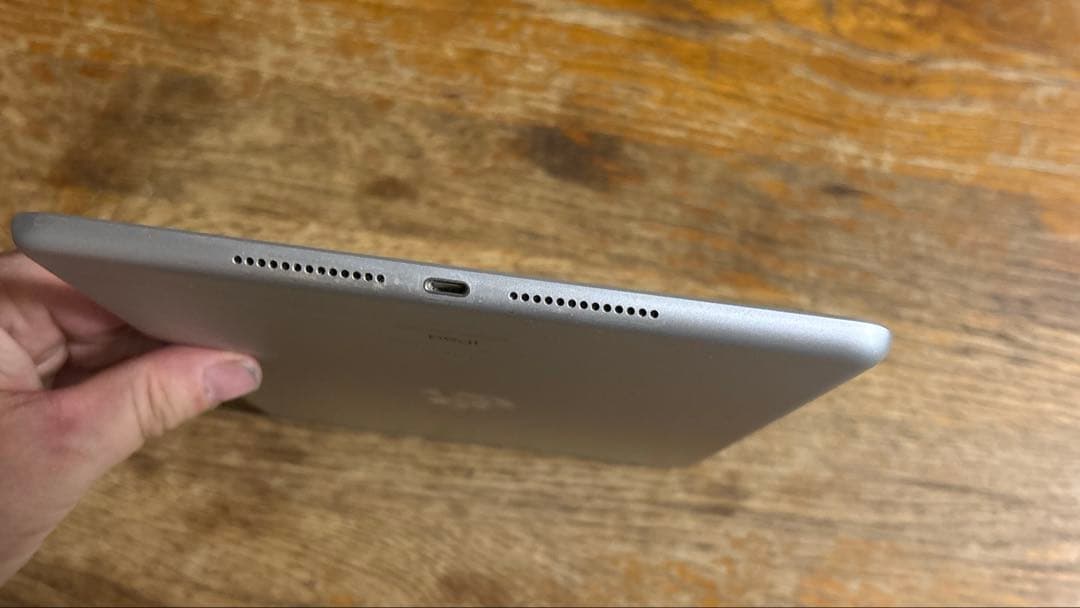 iPad 第7世代　32G Wifi