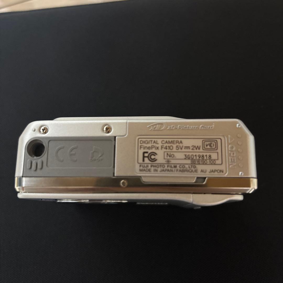 【動作確認済】フジフィルムFUJIFILM F410 デジカメ XDカード２枚