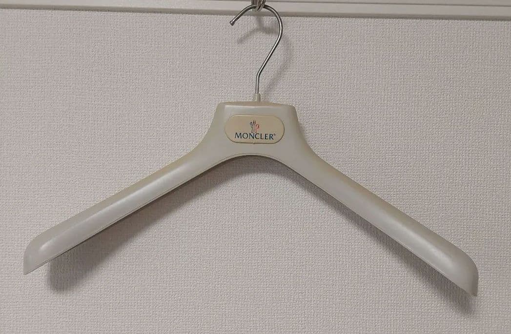 MONCLER　GAMMEBLEU 　ダウンベスト モンクレール　ガムブルー